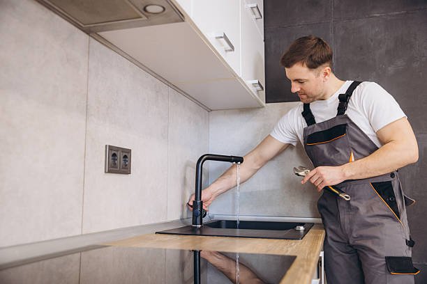 فني صحي خاص